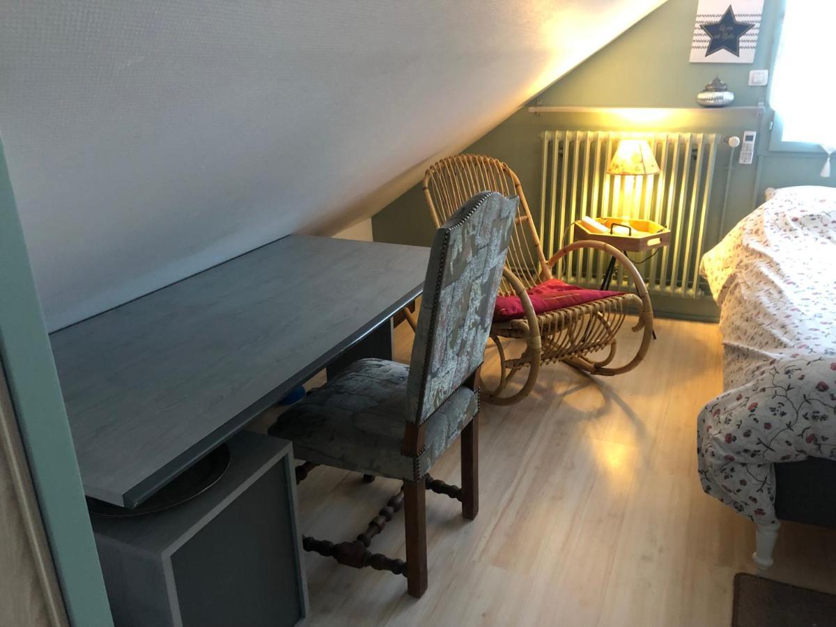 Chambre Double Avec Salle De Bain Privative Auxerre Exterior photo